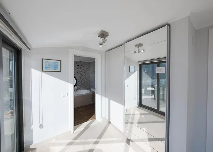 Modern&spacious In Kalamar Bay Villa *