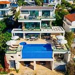 Modern & Spacious In Kalamar Bay Kaş