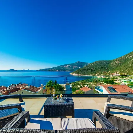 Modern & Spacious In Kalamar Bay Villa Kaş