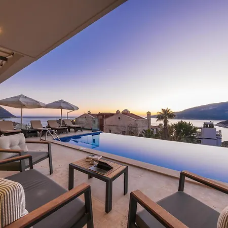 Villa Modern & Spacious In Kalamar Bay *