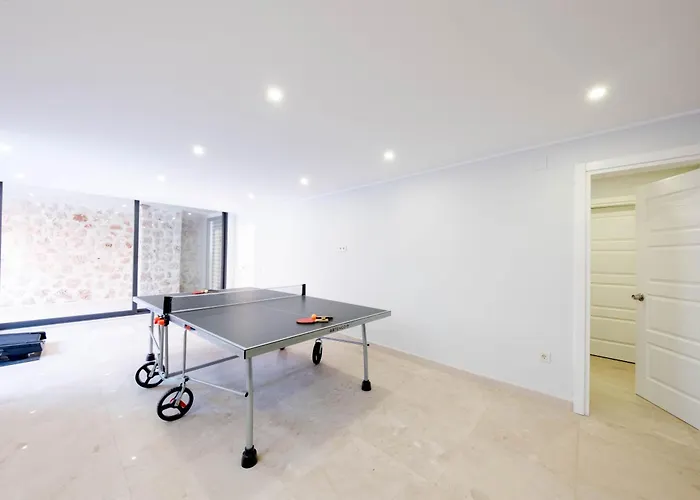 Βίλα Modern & Spacious In Kalamar Bay *