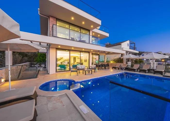 Modern & Spacious In Kalamar Bay Βίλα
