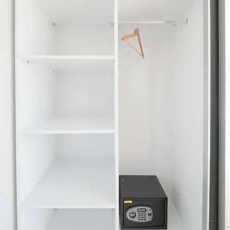 Modern & Spacious In Kalamar Bay Вилла