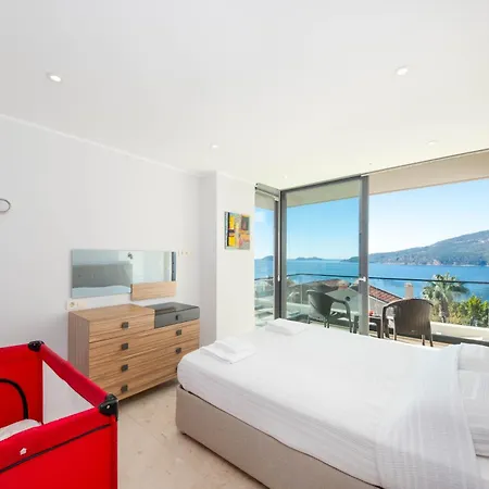 Modern & Spacious In Kalamar Bay Каш
