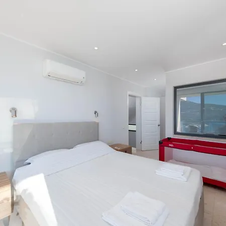 Modern & Spacious In Kalamar Bay Вилла Каш
