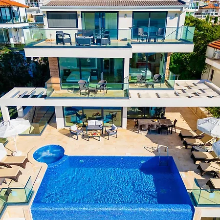Вилла Modern & Spacious In Kalamar Bay Каш